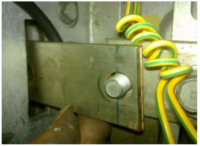 高壓開關柜安裝過程及注意事項詳細說明,有插圖,非常實用!