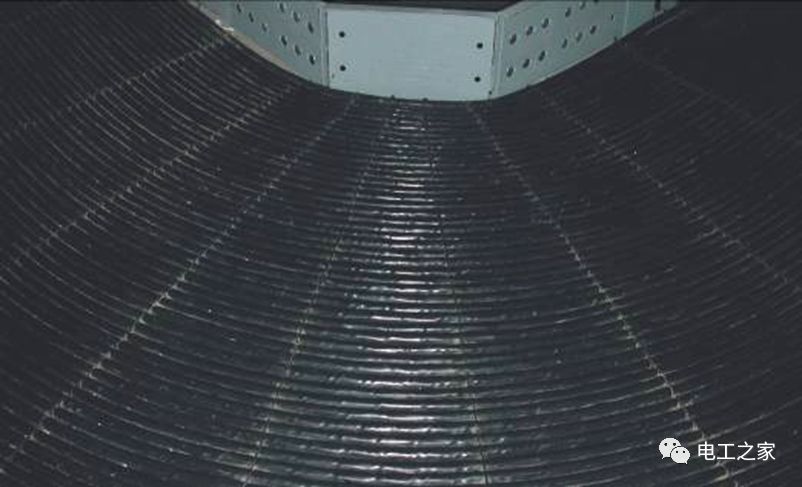 一條完成開關(guān)柜安裝,電纜橋架施工,電纜敷設(shè)及布線施工,照明配電箱施工