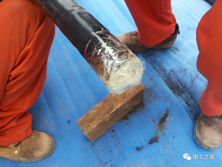 一條完成開關(guān)柜安裝,電纜橋架施工,電纜敷設(shè)及布線施工,照明配電箱施工