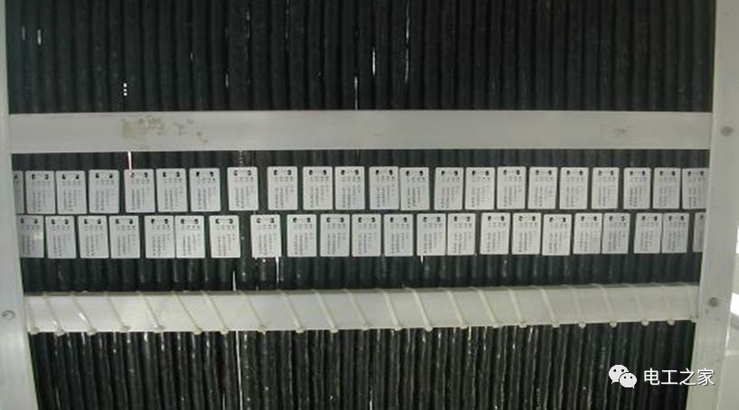 一條完成開關(guān)柜安裝,電纜橋架施工,電纜敷設(shè)及布線施工,照明配電箱施工