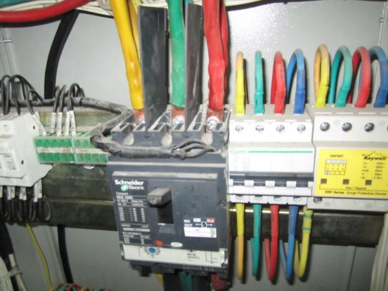 《建筑電氣工程施工質量驗收規范》GB50303-2015 配電箱(機柜)安裝詳細說明!