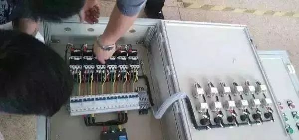 配電箱內(nèi)部結(jié)構(gòu)詳細(xì)分析，誰看誰懂，學(xué)不求人！