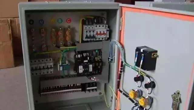 配電箱內(nèi)部結(jié)構(gòu)詳細(xì)分析，誰看誰懂，學(xué)不求人！