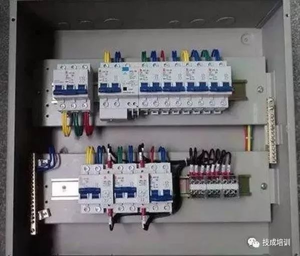 配電柜內部結構分析，一篇文章就足夠了！