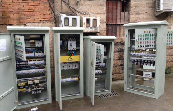 電力工程安裝技術配電箱!