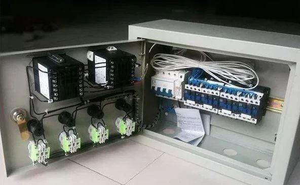 配電箱在技術要求中:如何定義左門或右門？圖紙示例