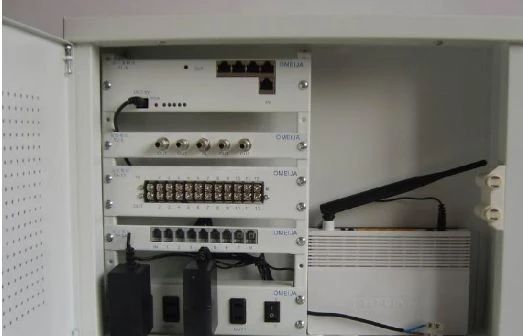 配電箱在技術要求中:如何定義左門或右門？圖紙示例