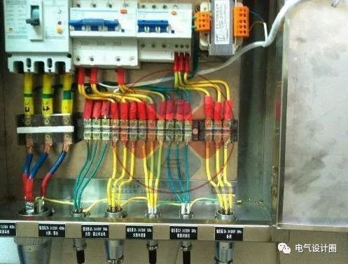 日本的配電箱設(shè)計太先進了,難怪國內(nèi)的漏電開關(guān)總是跳閘!