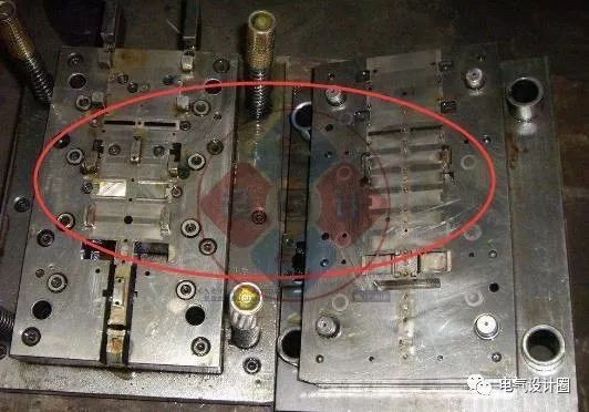 日本的配電箱設(shè)計太先進了,難怪國內(nèi)的漏電開關(guān)總是跳閘!